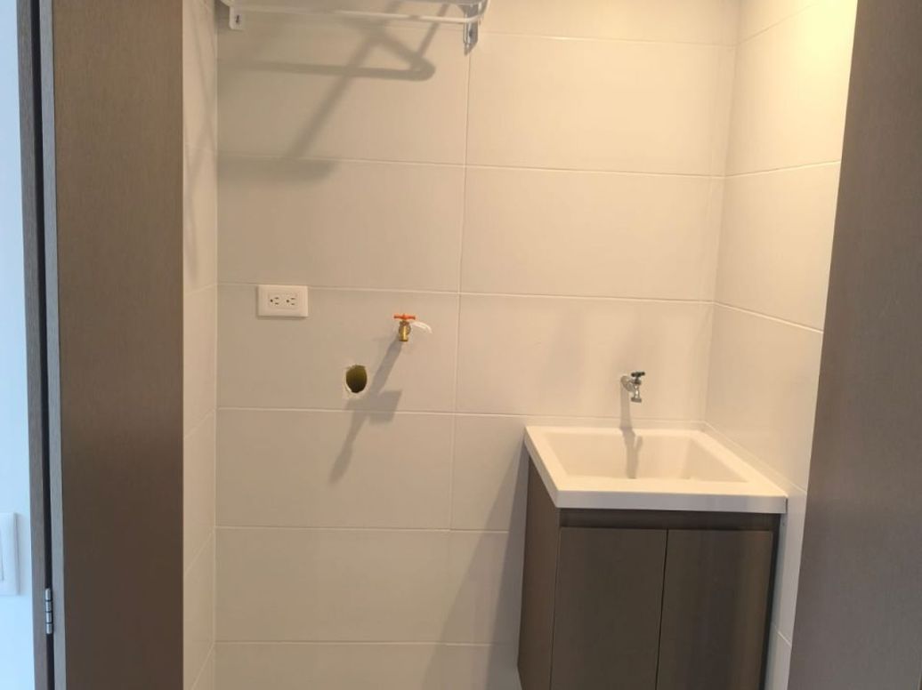 Apartamento de 2 alcobas en arriendo en Industrial Centenario, Bogotá, 47 m² · foto 4 de 15