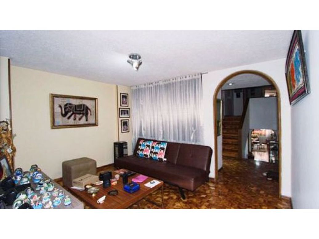 Apartamento de 5 alcobas en venta en San Patricio, Bogotá, 230 m² · foto 6 de 16