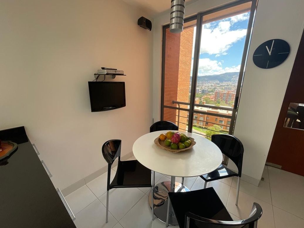 Apartamento de 3 alcobas en arriendo en El Plan, Bogotá, 205 m² · foto 15 de 20