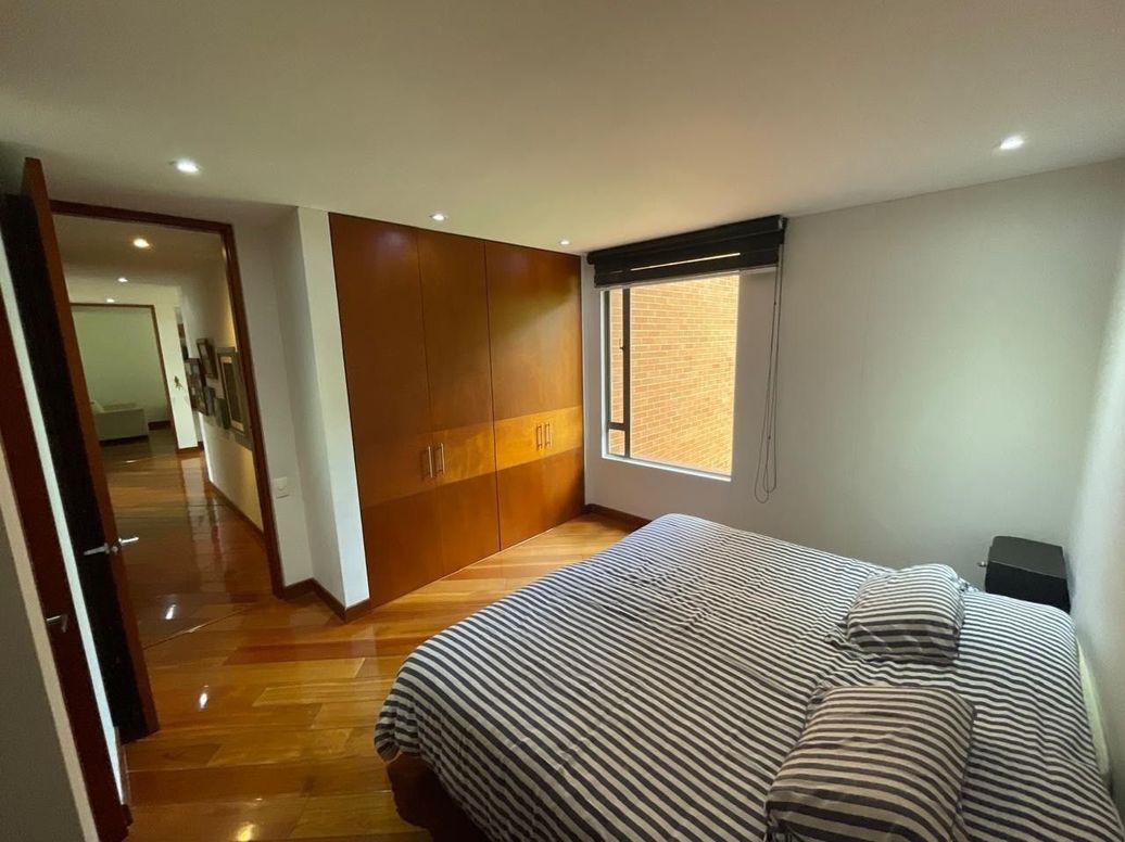 Apartamento de 3 alcobas en venta en El Plan, Bogotá, 205 m² · foto 11 de 20