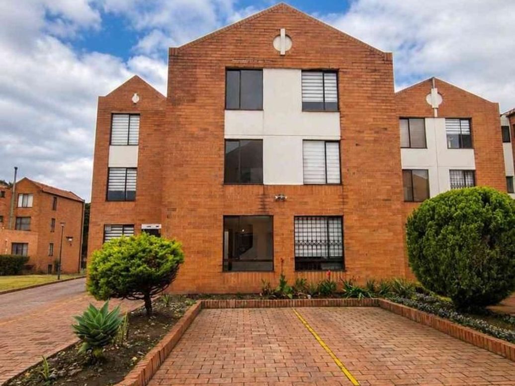 Casa de 3 alcobas en venta en Cr Quintas De Santa Maria Et. V, Bogotá, 103 m² · foto 12 de 14