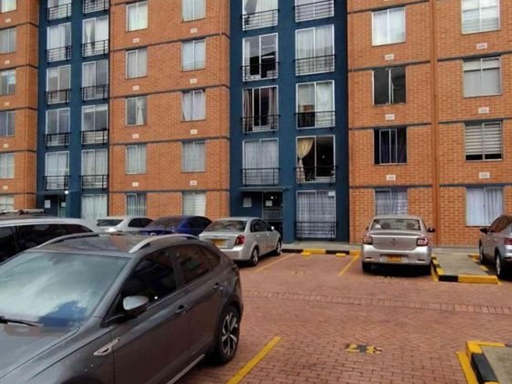 Apartamento de 2 alcobas en venta en Campo Alegre, Bogotá, 38 m² · foto 14 de 20