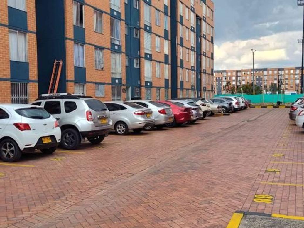 Apartamento de 2 alcobas en venta en Campo Alegre, Bogotá, 38 m² · foto 15 de 20