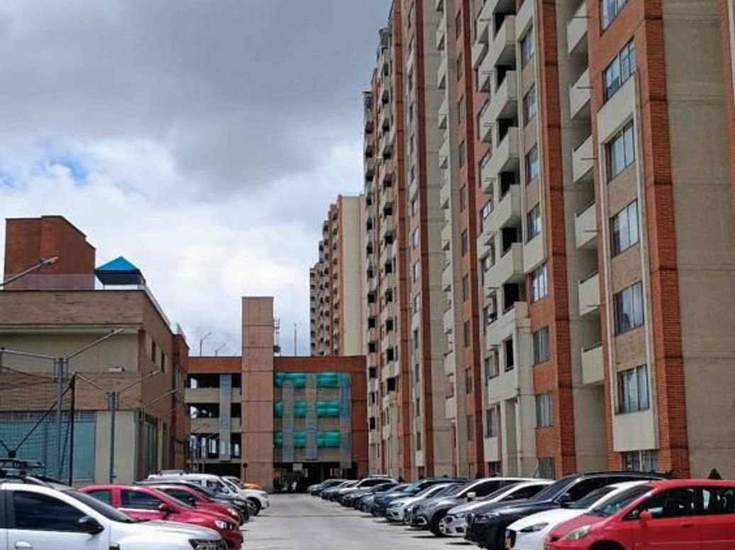 Apartamento de 3 alcobas en venta en El Tintal A.S.D., Bogotá, 60 m² · foto 3 de 20