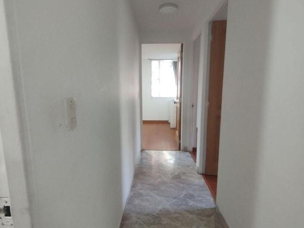Apartamento de 3 alcobas en venta en Rafael Núñez, Bogotá, 75 m² · foto 6 de 19