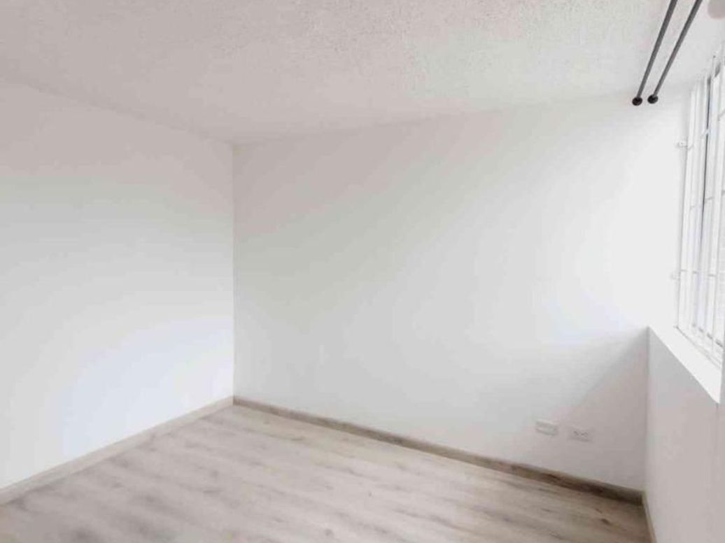 Apartamento de 2 alcobas en venta en Barlovento, Bogotá, 33 m² · foto 7 de 15