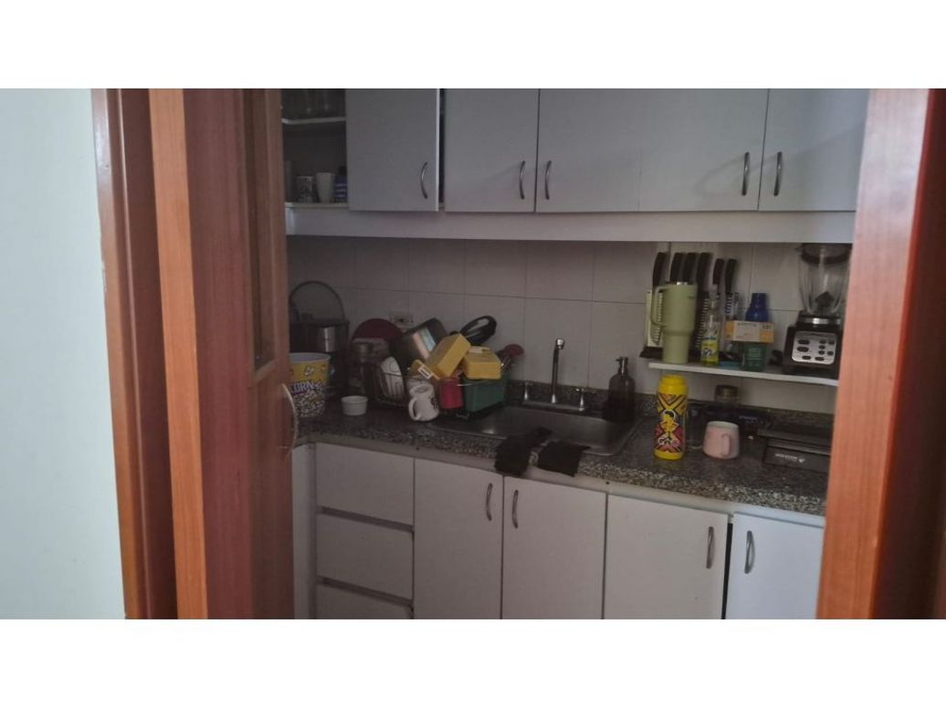 Apartamento de 3 alcobas en venta en Modelia, Bogotá, 86 m² · foto 2 de 20