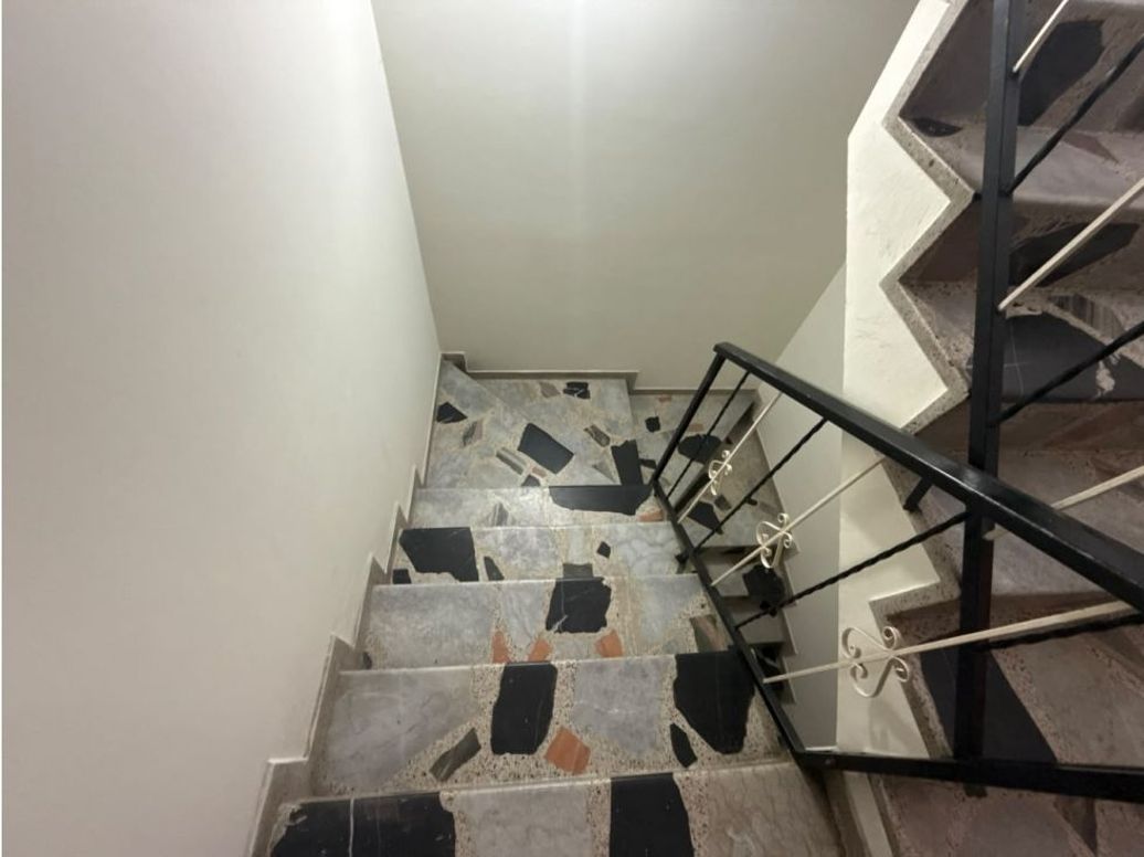 Casa de 5 alcobas en venta en El Carmen, Bogotá, 216 m² · foto 19 de 20