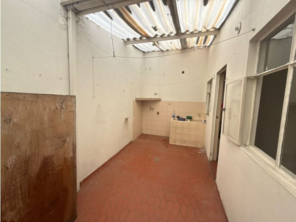 Casa de 5 alcobas en venta en El Carmen, Bogotá, 216 m² · foto 11 de 20