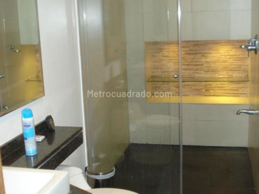 Apartamento de 2 alcobas en venta en Las Acacias, Bogotá, 130 m² · foto 9 de 13