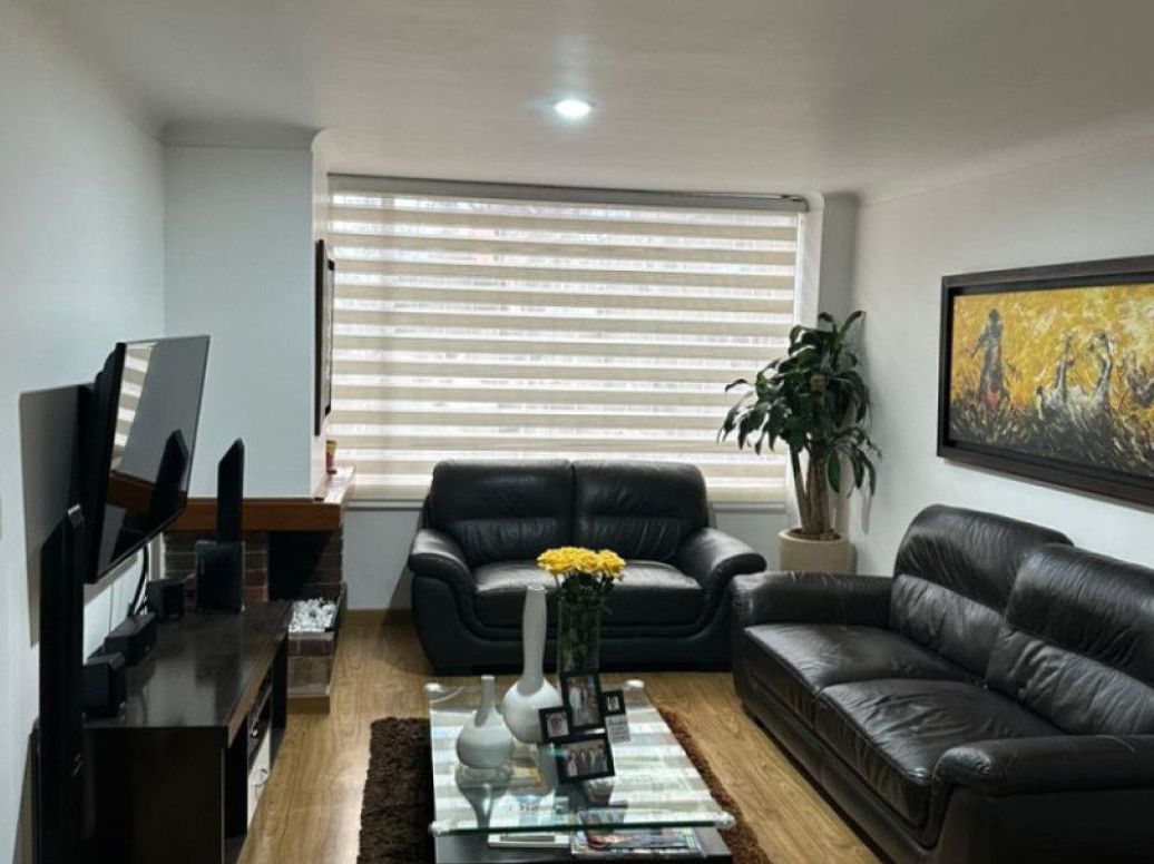 Apartamento de 3 alcobas en venta en Santa Barbara Central, Bogotá, 94 m² · foto 17 de 20