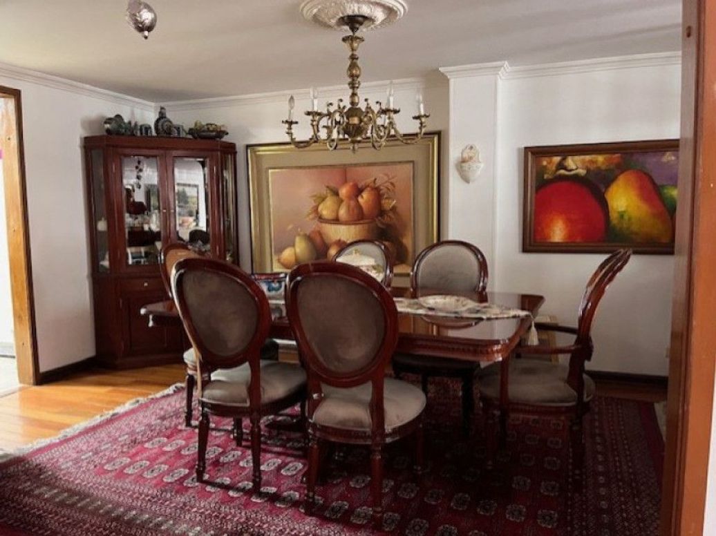 Apartamento de 4 alcobas en venta en San Patricio, Bogotá, 180 m² · foto 2 de 20