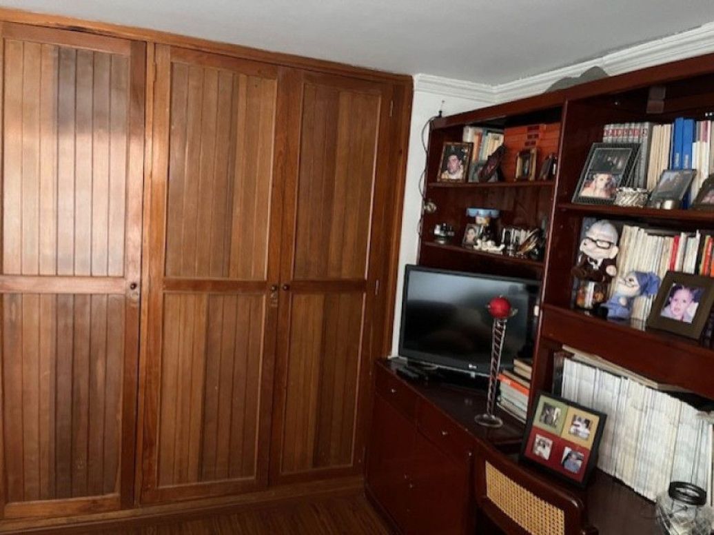 Apartamento de 4 alcobas en venta en San Patricio, Bogotá, 180 m² · foto 8 de 20
