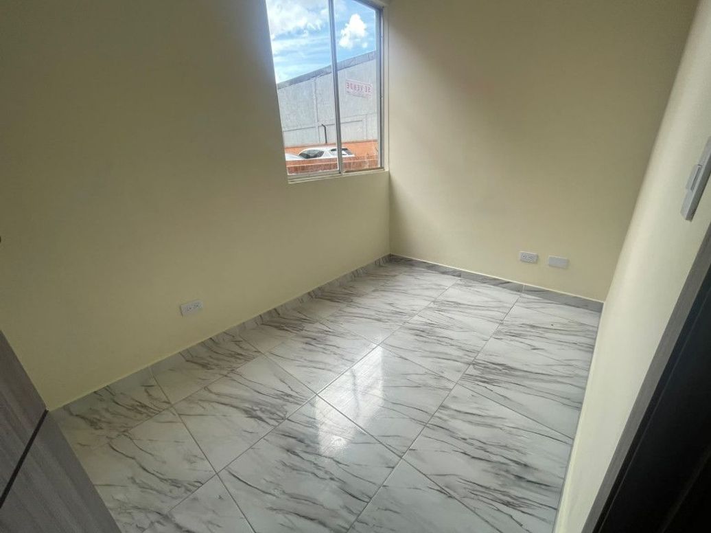 Apartamento de 2 alcobas en venta en Ricaurte, Bogotá, 34 m² · foto 12 de 17