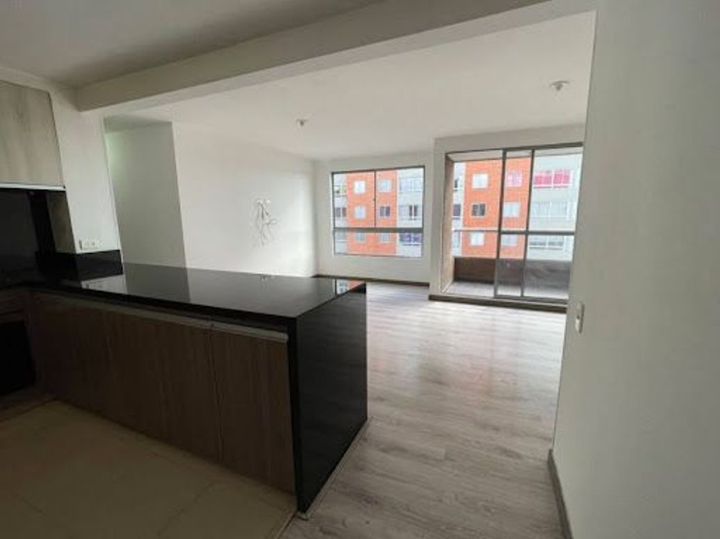 Apartamento de 3 alcobas en venta en Nueva Castilla, Bogotá, 81 m² · foto 5 de 20