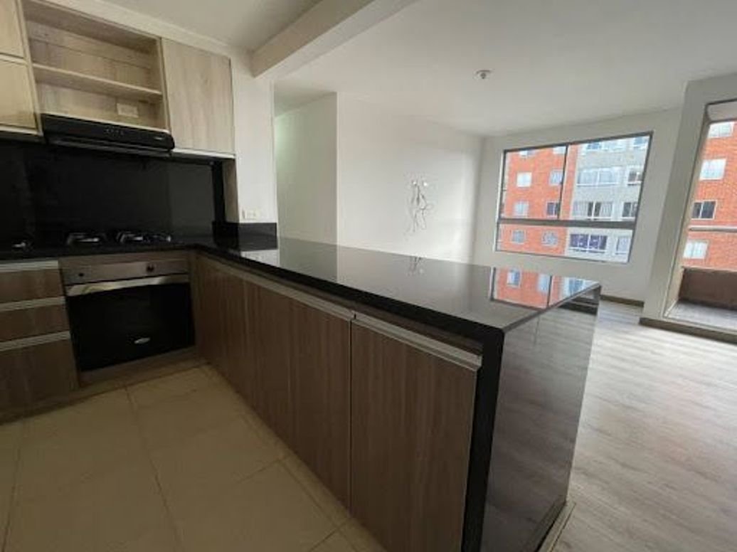 Apartamento de 3 alcobas en venta en Nueva Castilla, Bogotá, 81 m² · foto 2 de 20