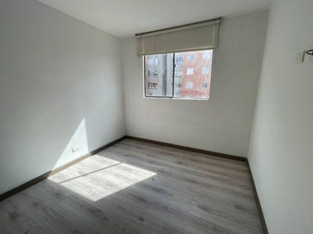 Apartamento de 3 alcobas en venta en Nueva Castilla, Bogotá, 81 m² · foto 12 de 20