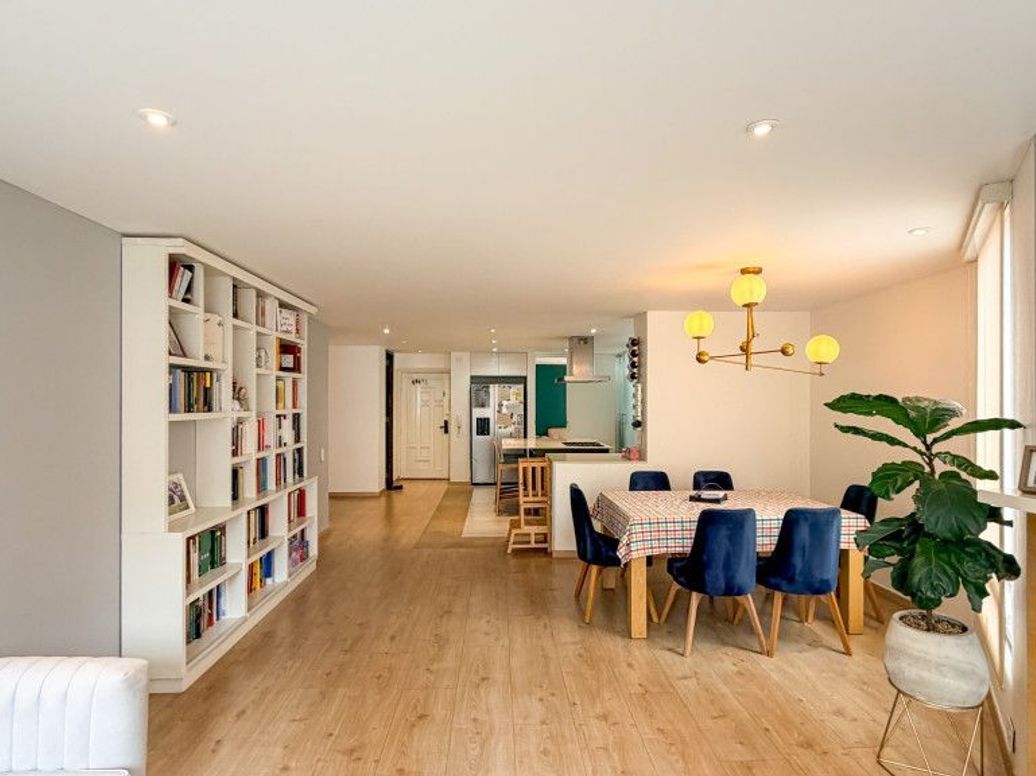 Apartamento de 3 alcobas en arriendo en Marly, Bogotá, 130 m² · foto 2 de 13