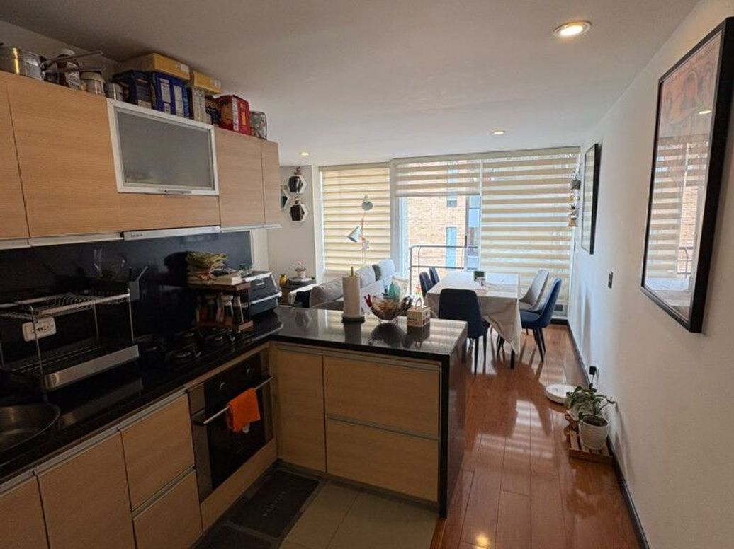 Apartamento de 2 alcobas en venta en Los Cedritos, Bogotá, 67 m² · foto 2 de 20