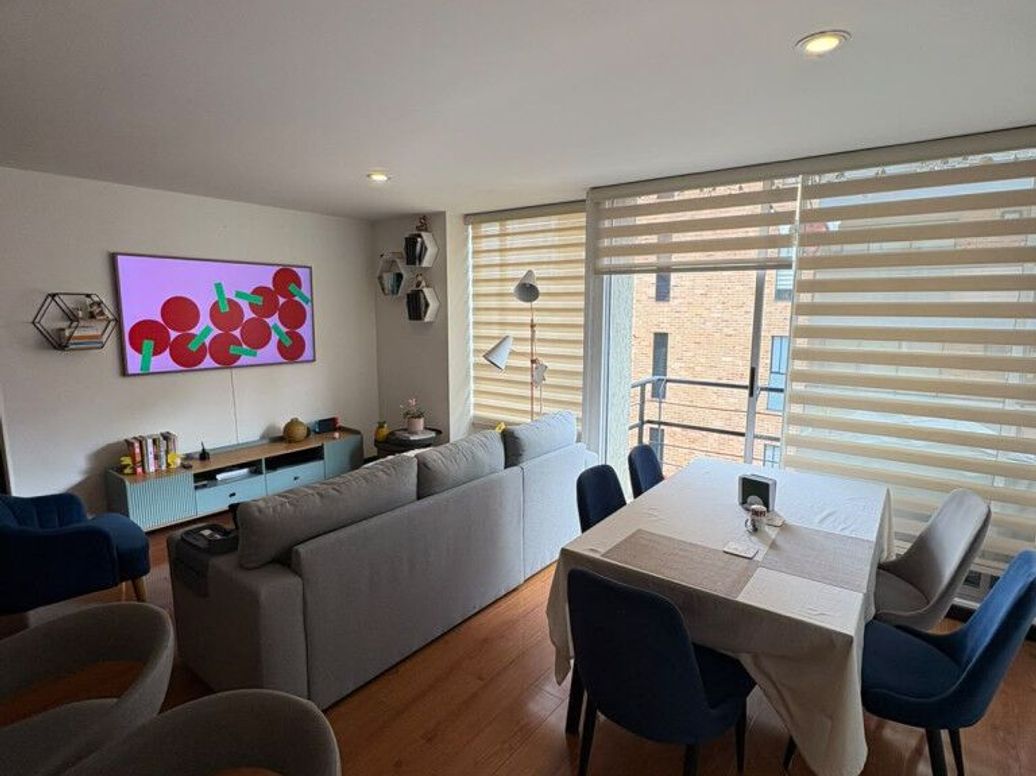 Apartamento de 2 alcobas en venta en Los Cedritos, Bogotá, 67 m² · foto 4 de 20