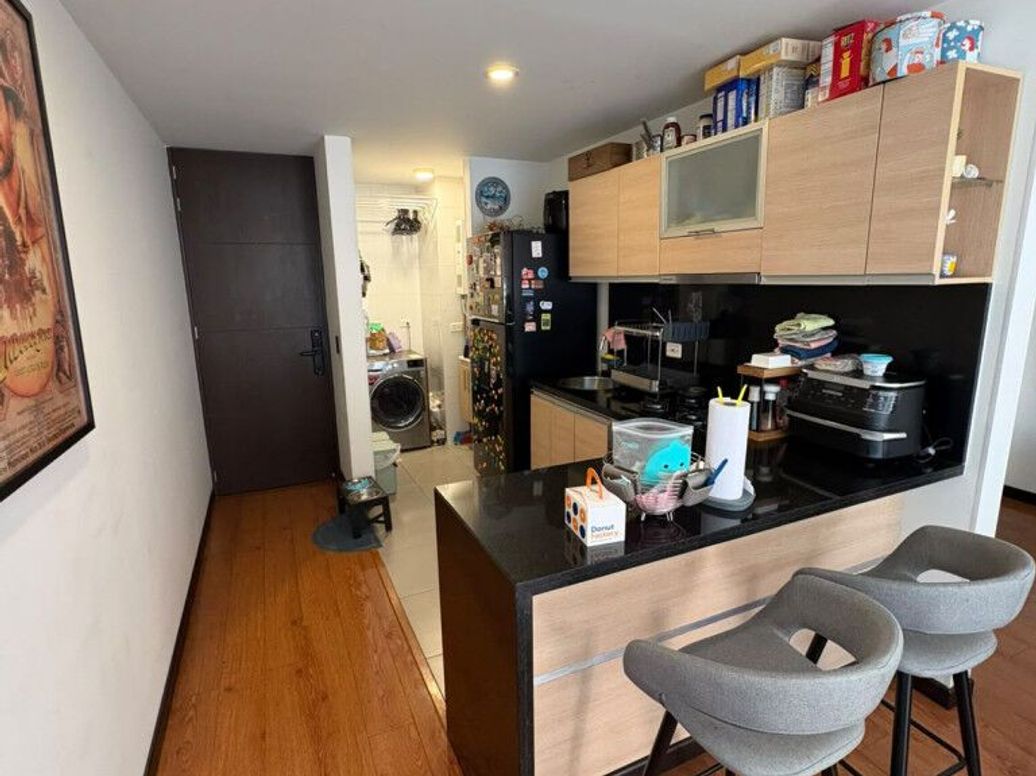Apartamento de 2 alcobas en venta en Los Cedritos, Bogotá, 67 m² · foto 3 de 20
