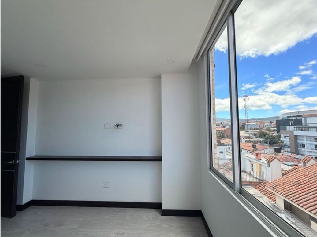 Apartaestudio en venta en Los Cedritos, Bogotá, 49 m² · foto 4 de 19