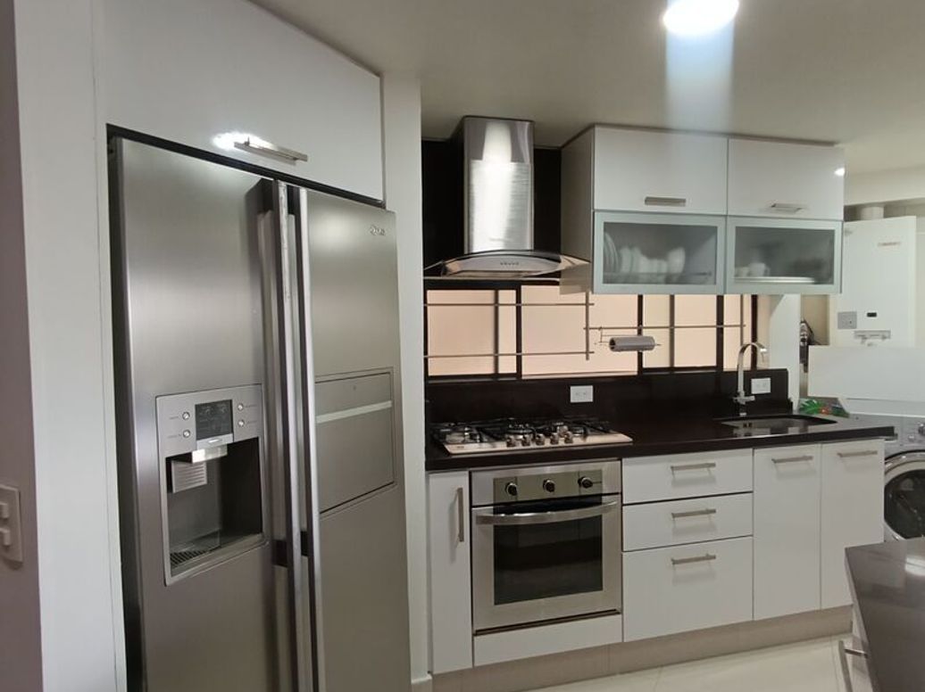 Apartamento de 2 alcobas en venta en Iberia, Bogotá, 84 m² · foto 2 de 20