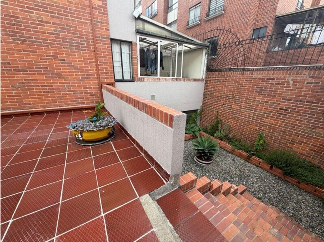 Apartaestudio en venta en Los Cedritos, Bogotá, 72 m² · foto 12 de 12