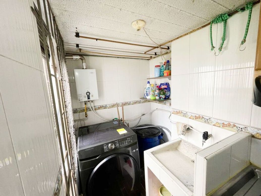 Apartamento de 3 alcobas en venta en La Gaitana, Bogotá, 54 m² · foto 3 de 10