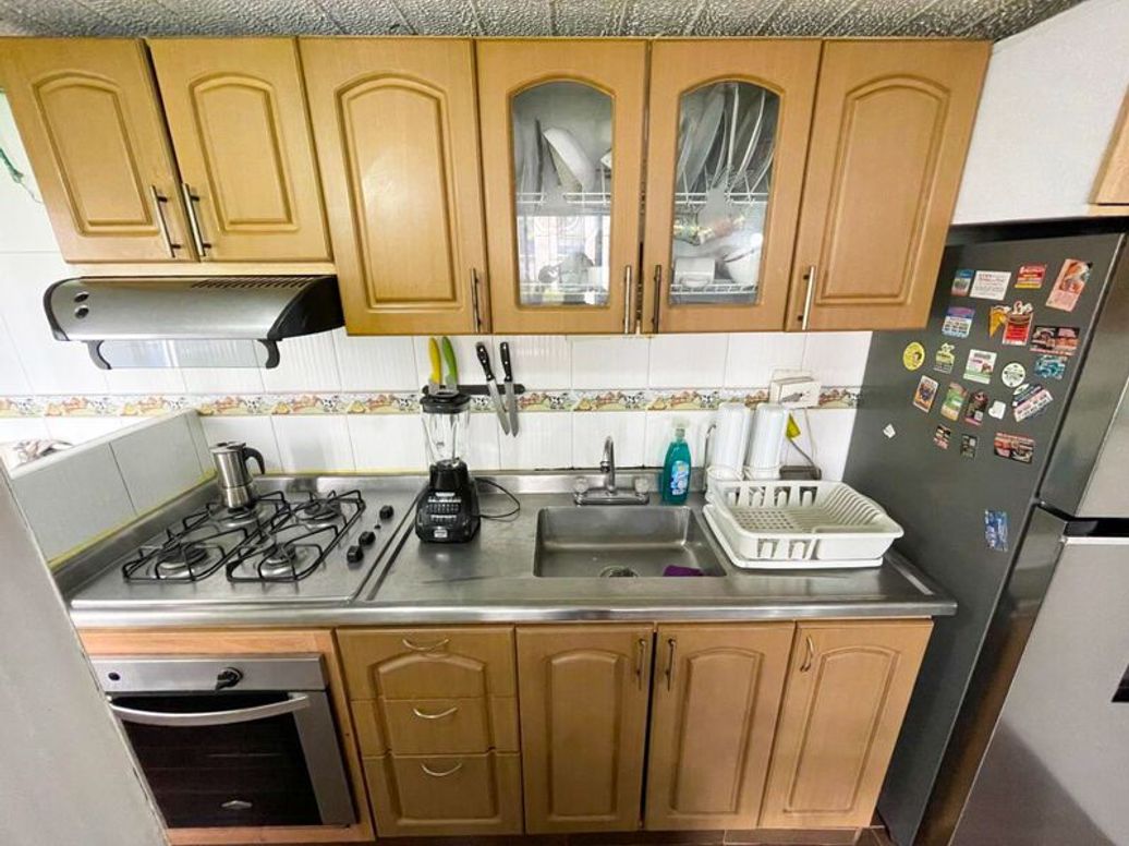 Apartamento de 3 alcobas en venta en La Gaitana, Bogotá, 54 m² · foto 2 de 10