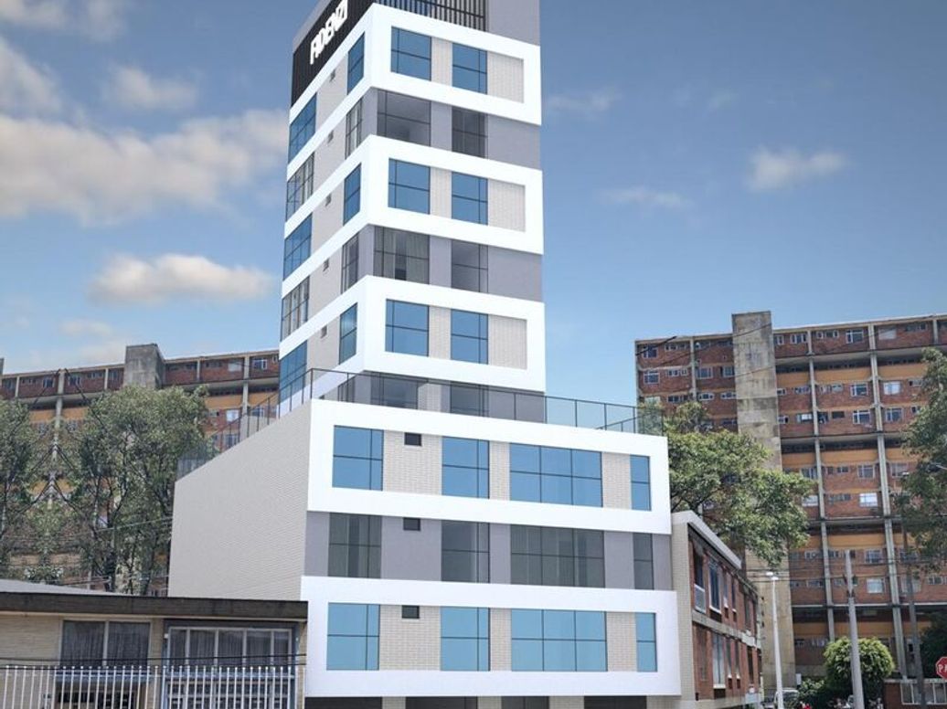 Casa de 16 alcobas en venta en Quinta Paredes, Bogotá, 439 m² · foto 6 de 18