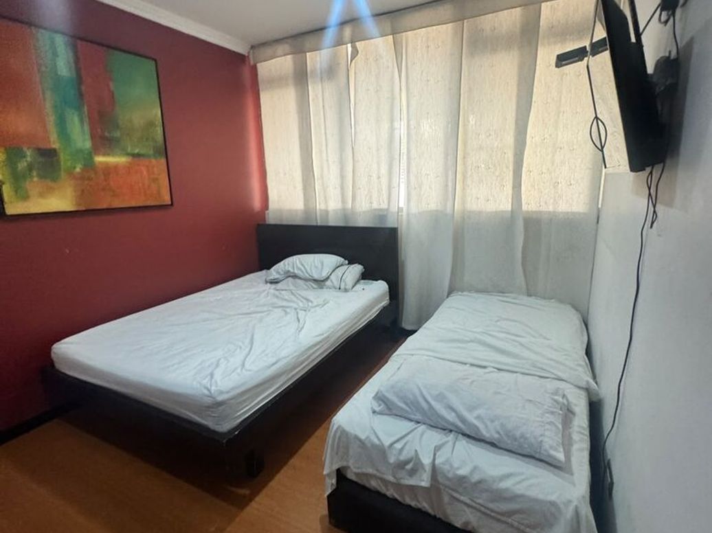 Casa de 16 alcobas en venta en Quinta Paredes, Bogotá, 439 m² · foto 14 de 18