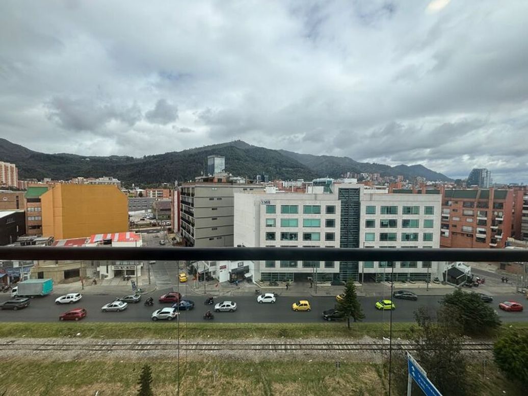 Apartamento de 3 alcobas en venta en Molinos Norte, Bogotá, 157 m² · foto 11 de 20