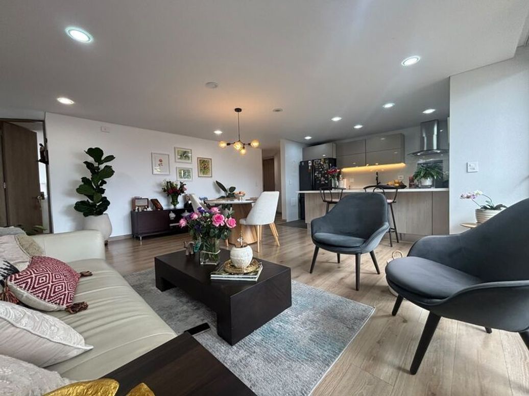 Apartamento de 3 alcobas en venta en Molinos Norte, Bogotá, 157 m² · foto 5 de 20