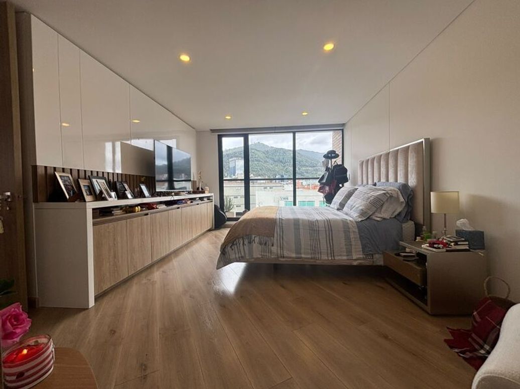 Apartamento de 3 alcobas en venta en Molinos Norte, Bogotá, 157 m² · foto 17 de 20