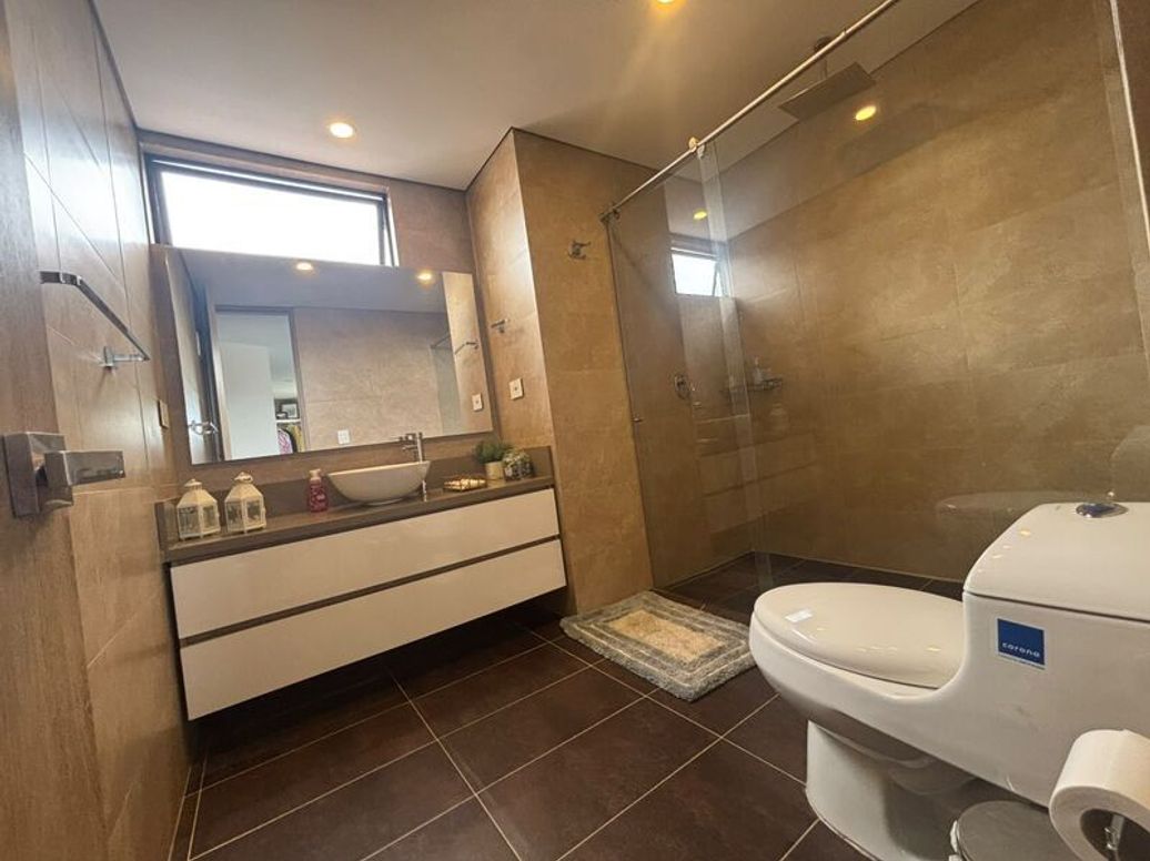 Apartamento de 3 alcobas en venta en Molinos Norte, Bogotá, 157 m² · foto 10 de 20