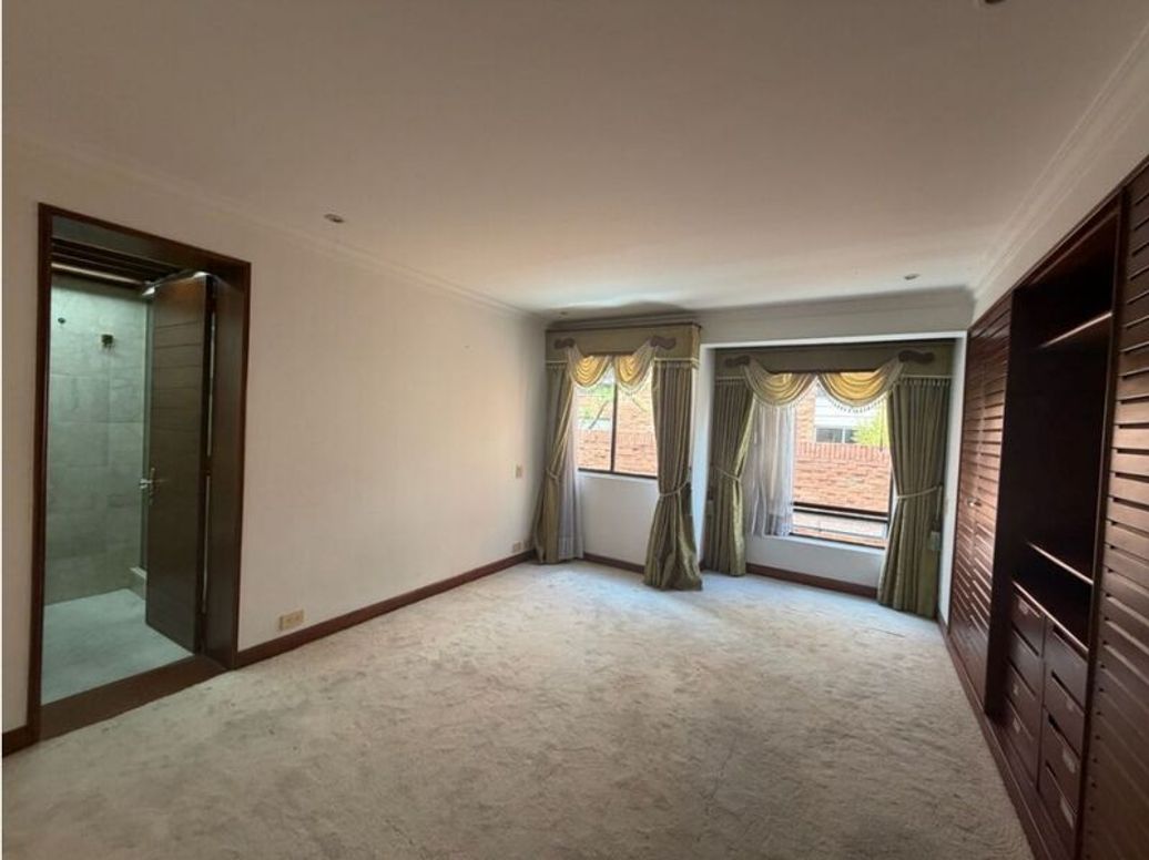 Apartamento de 4 alcobas en venta en San Patricio, Bogotá · foto 20 de 20