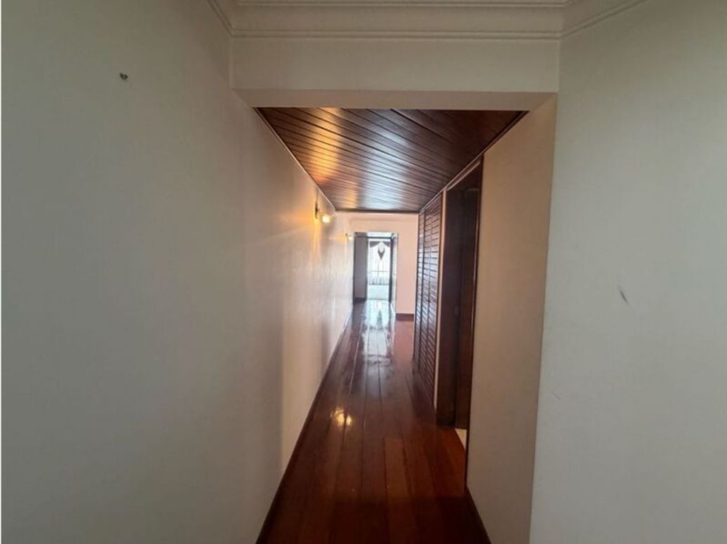 Apartamento de 4 alcobas en venta en San Patricio, Bogotá · foto 11 de 20