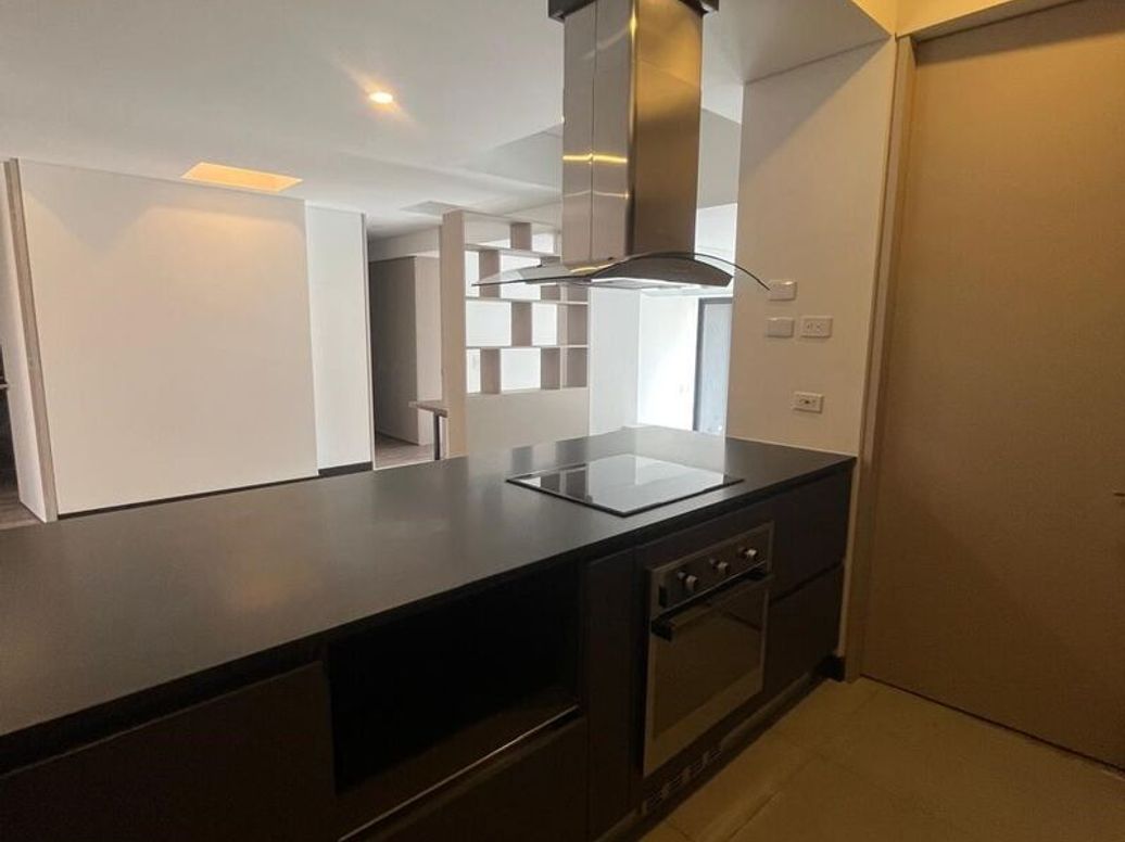 Apartamento de 3 alcobas en venta en Chico, Bogotá, 118 m² · foto 3 de 20