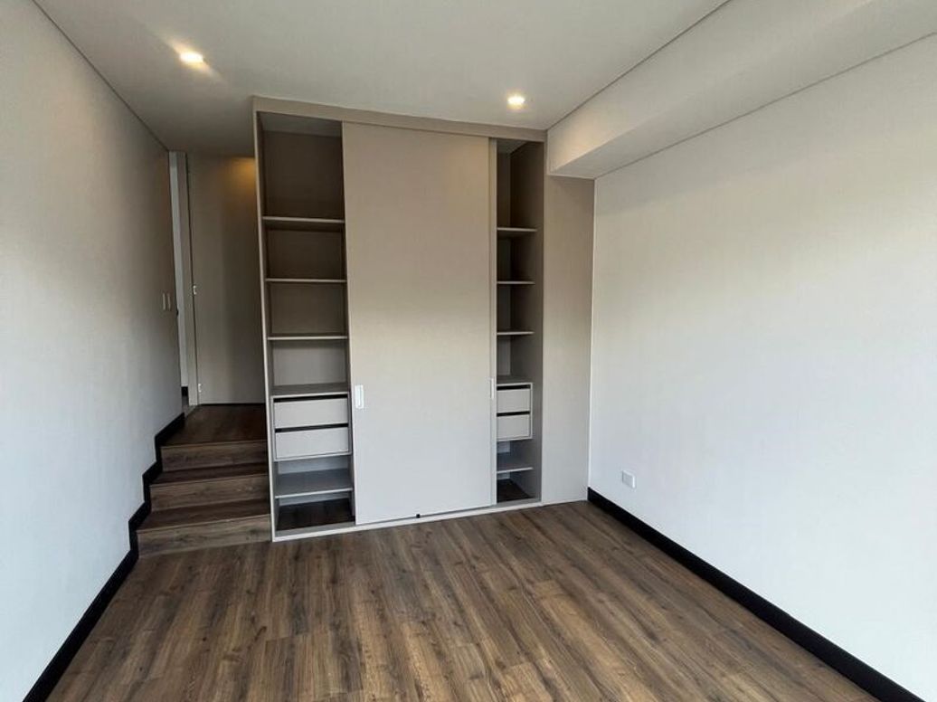 Apartamento de 3 alcobas en venta en Chico, Bogotá, 118 m² · foto 9 de 20