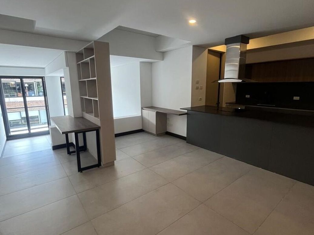 Apartamento de 3 alcobas en venta en Chico, Bogotá, 118 m² · foto 2 de 20