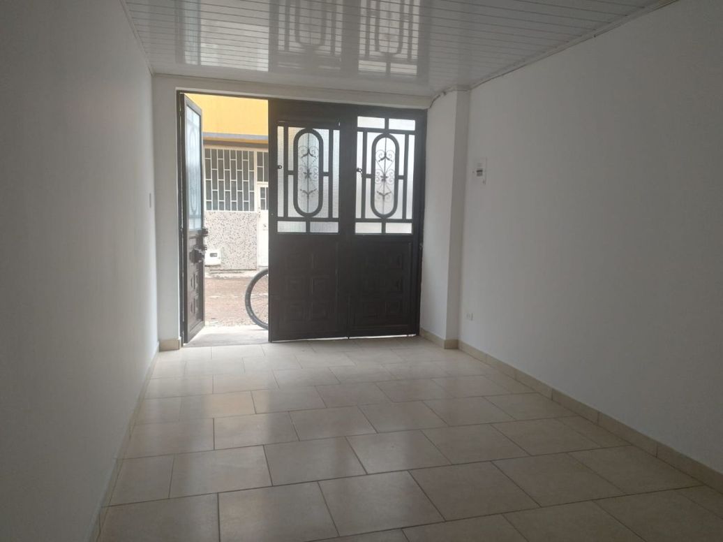 Apartamento de 2 alcobas en arriendo en El Refugio, Bogotá, 50 m² · foto 8 de 13