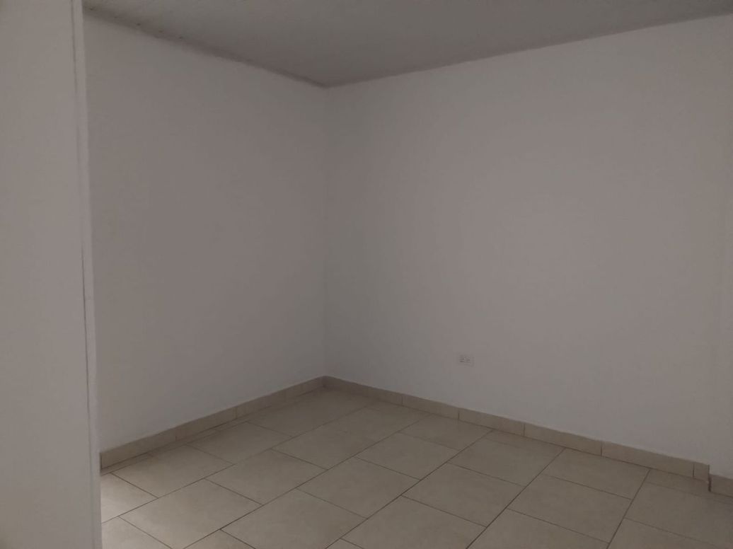 Apartamento de 2 alcobas en arriendo en El Refugio, Bogotá, 50 m² · foto 6 de 13
