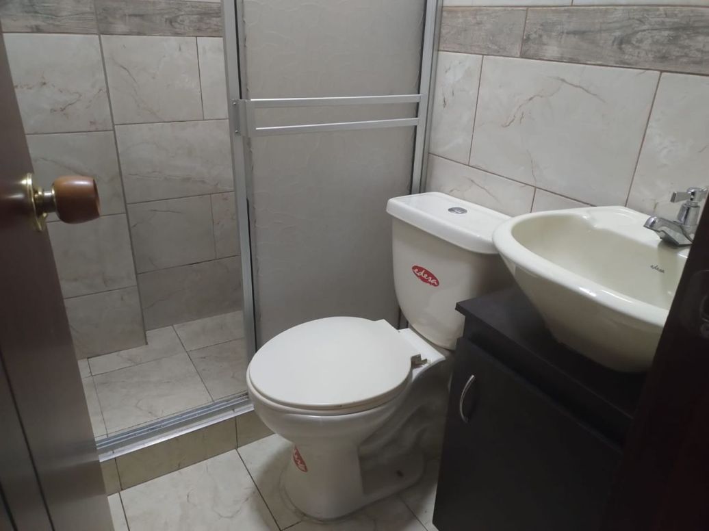 Apartamento de 2 alcobas en arriendo en El Refugio, Bogotá, 50 m² · foto 12 de 13