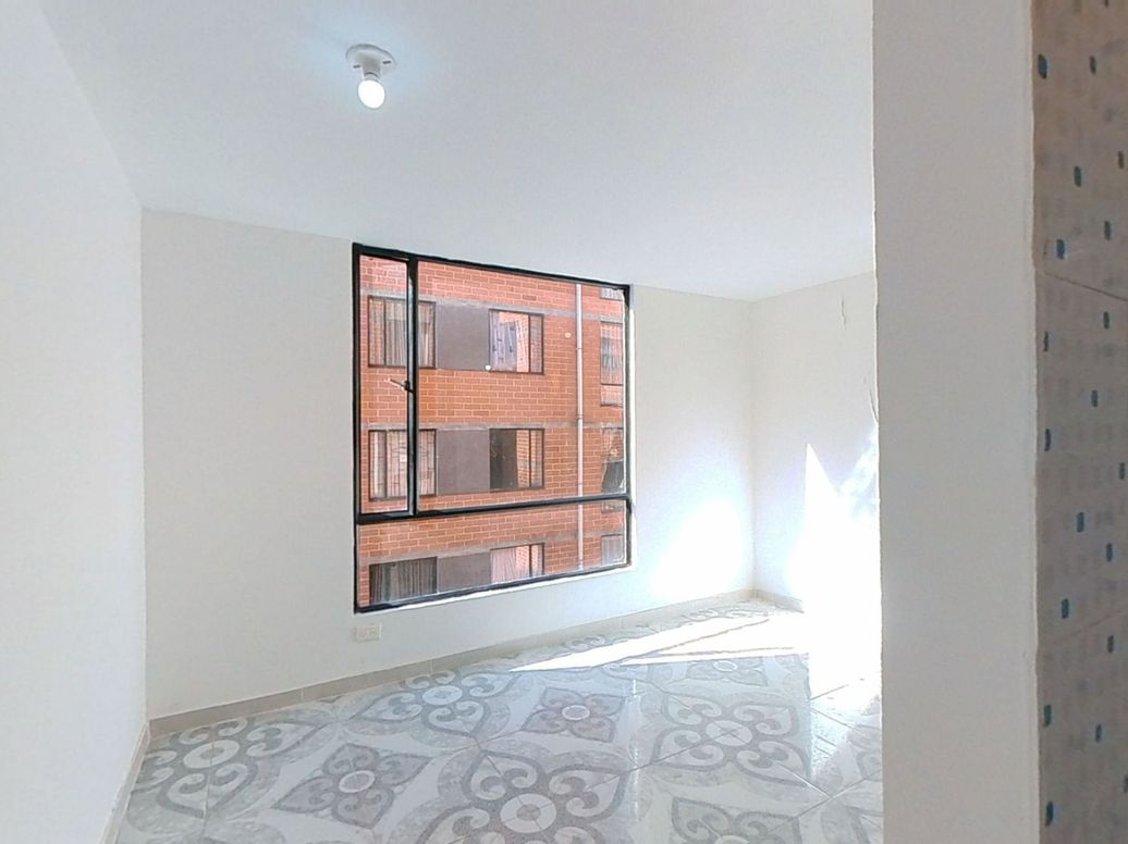 Apartamento de 2 alcobas en venta en Centro Usme, Bogotá, 38 m² · foto 14 de 16