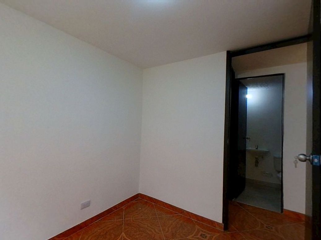 Apartamento de 2 alcobas en venta en Centro Usme, Bogotá, 38 m² · foto 10 de 19