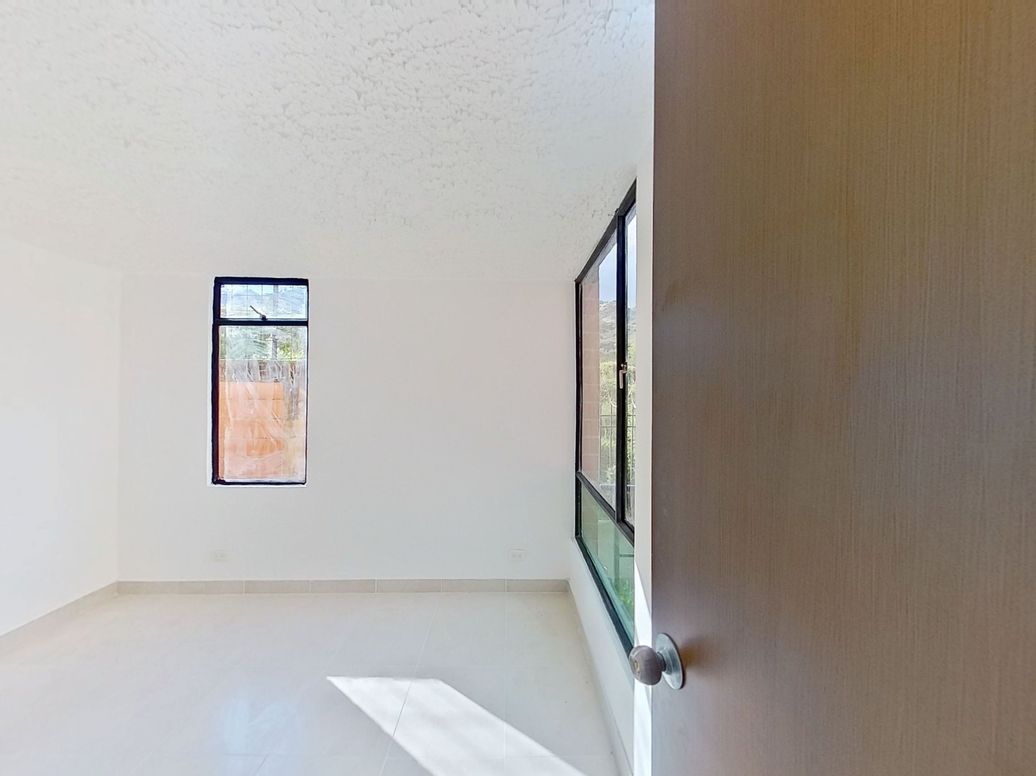 Apartamento de 2 alcobas en venta en Centro Usme, Bogotá, 38 m² · foto 9 de 12
