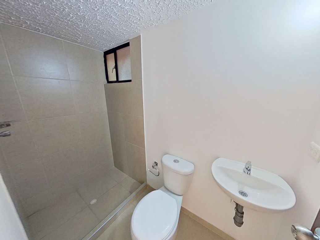 Apartamento de 2 alcobas en venta en Centro Usme, Bogotá, 49 m² · foto 4 de 17