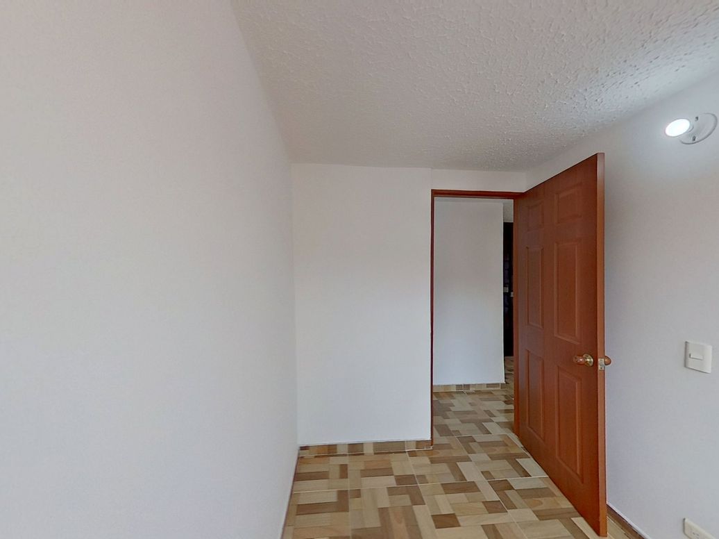 Apartamento de 2 alcobas en venta en Centro Usme, Bogotá, 49 m² · foto 8 de 17