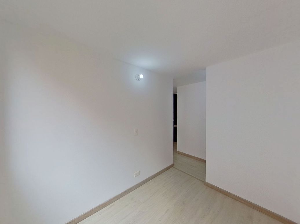 Apartamento de 2 alcobas en venta en Centro Usme, Bogotá, 49 m² · foto 3 de 17
